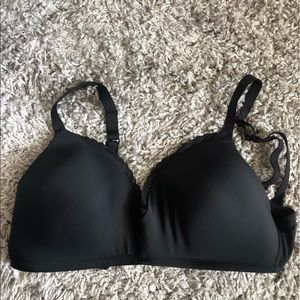 NWOT aerie black bra 36DD